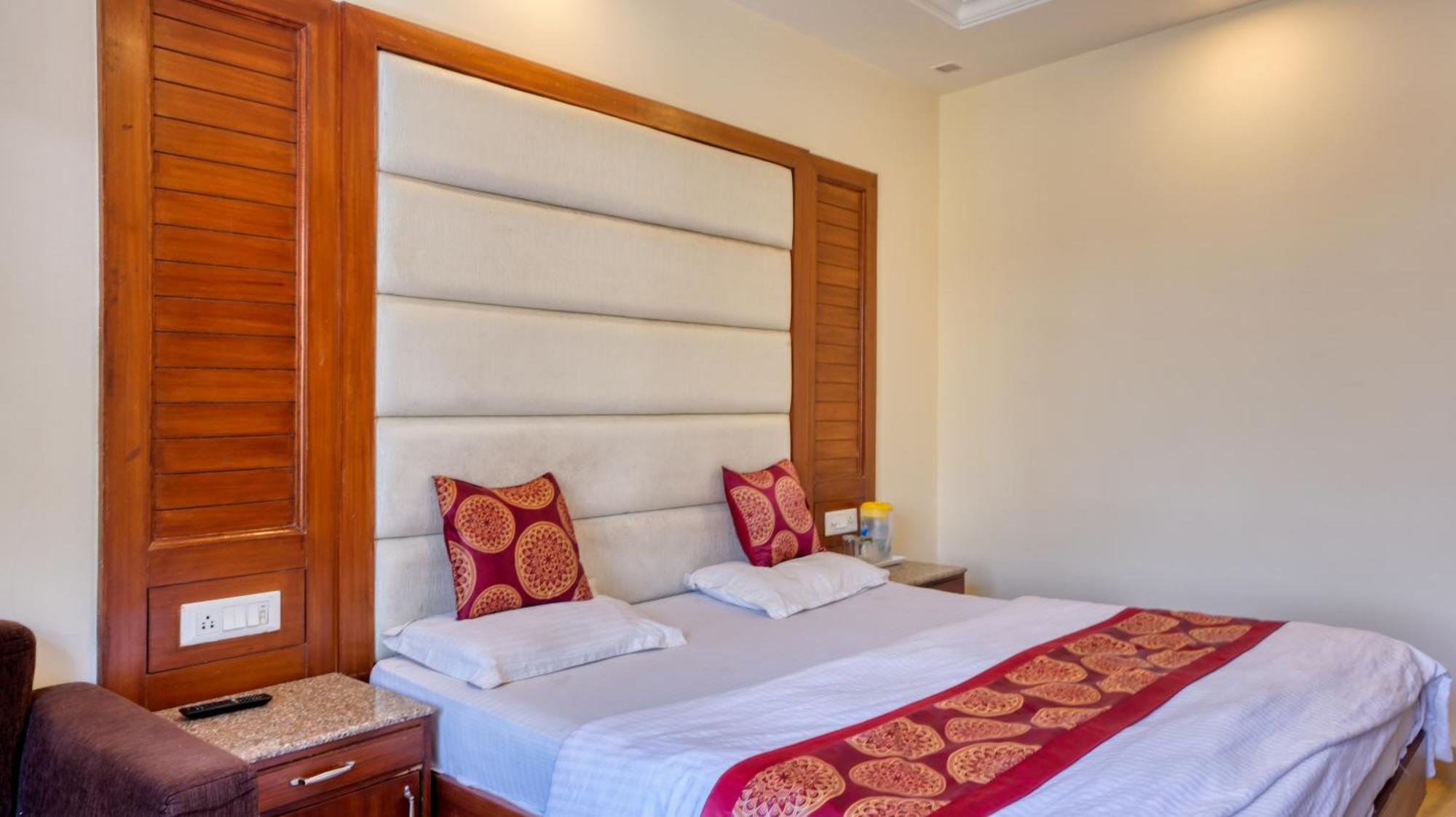 Basera Hotel Mussoorie Exterior photo